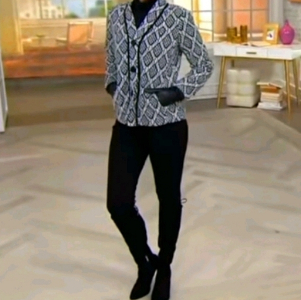 Bob Mackie Button Front Black and White Printed Fleece Jacket
